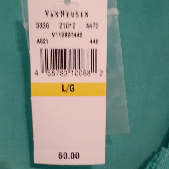 VanHusen Blouse - Picture 2 of 3